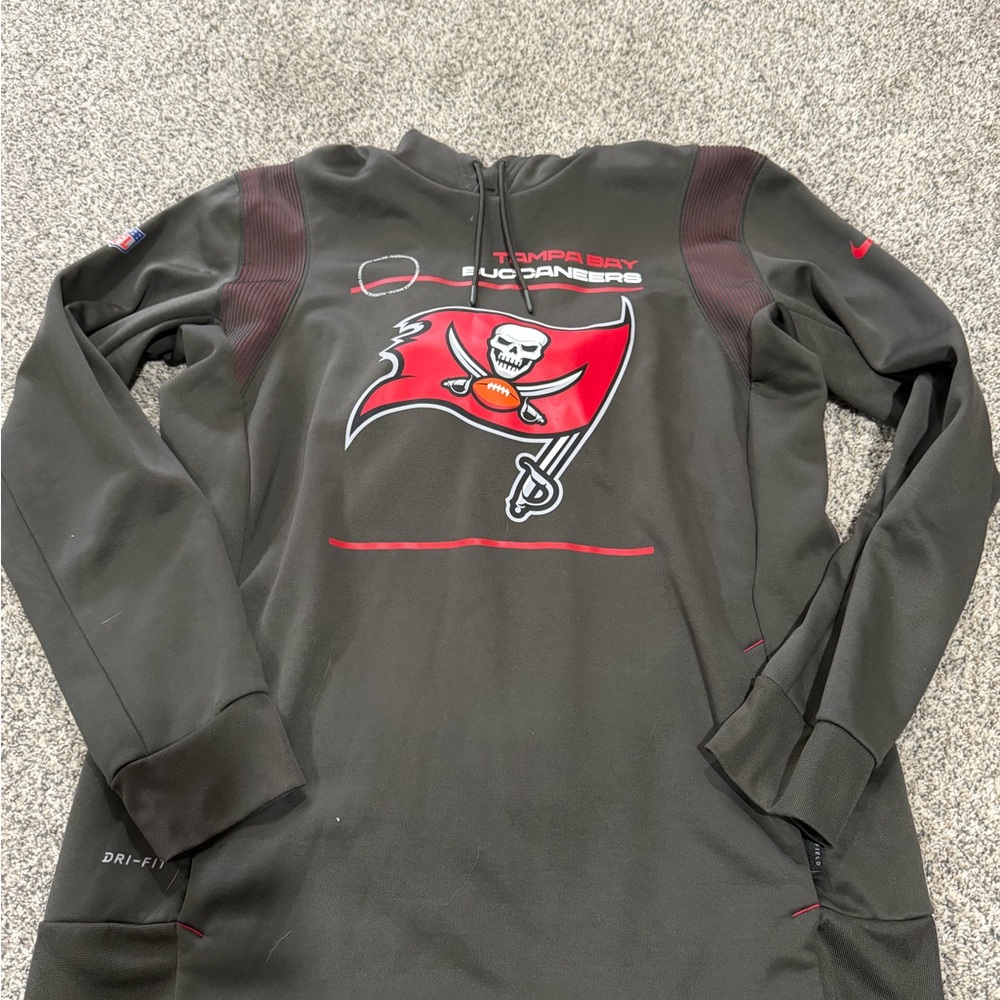 Nike Tampa Bay Buccaneers sweatshirt